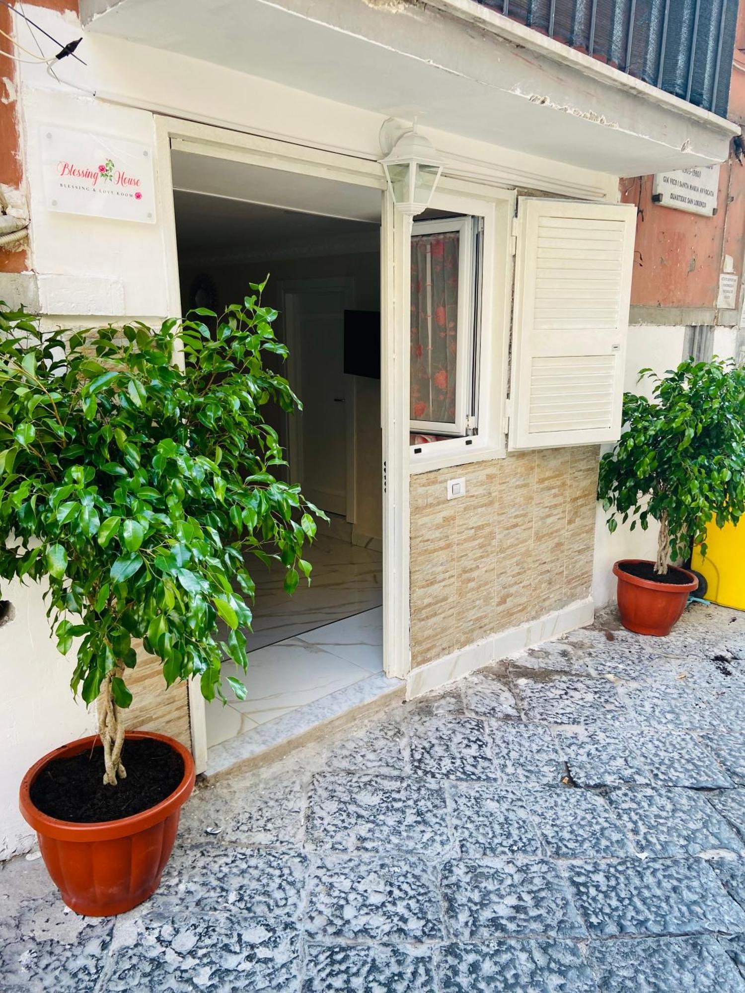 Apartamento Blessing House Nápoles Exterior foto
